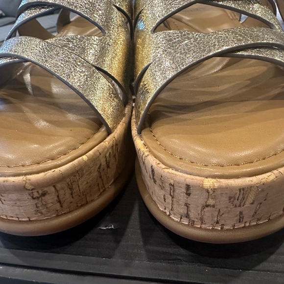 Naturalizer Sandals - Picture 4 of 7